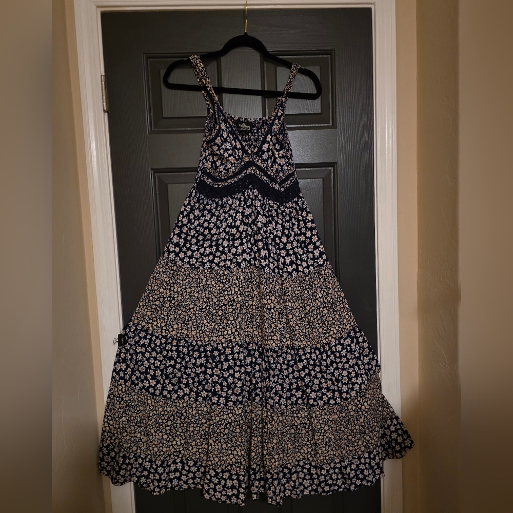 Angie Navy and Cream Floral Maxi Dress with Spaghetti Straps